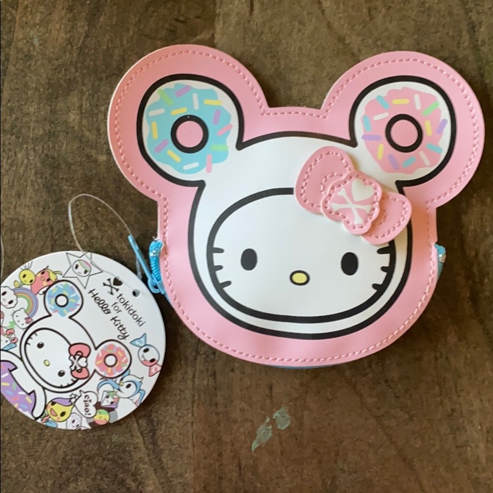 Hello kitty x tokidoki coin case